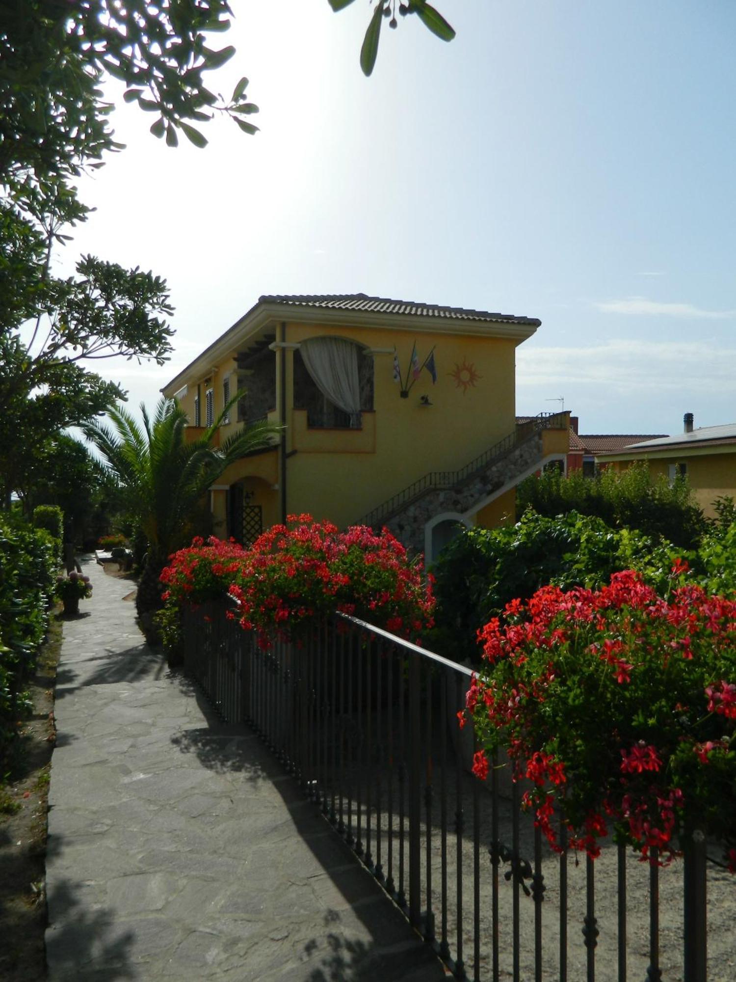Real B&B Primo Sole Castelsardo Exterior photo